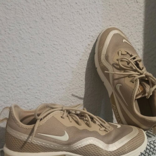 Nike Air Max women's used shoes size 38 beige