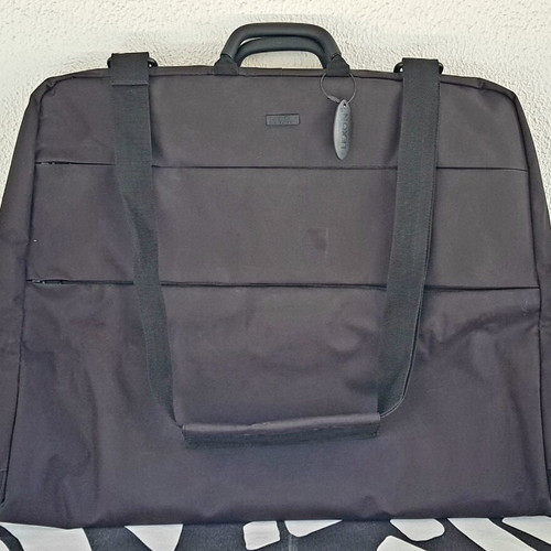 Lexon garment bag like new for suits and dresses