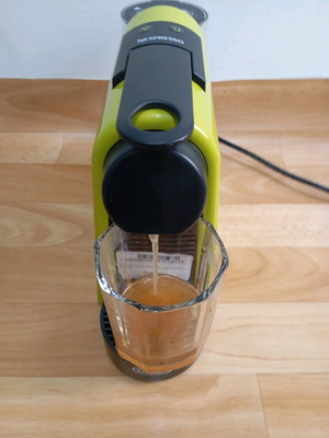 Delonghi Nespresso καφετιέρα μεταχειρισμένη σε καλή κατάσταση