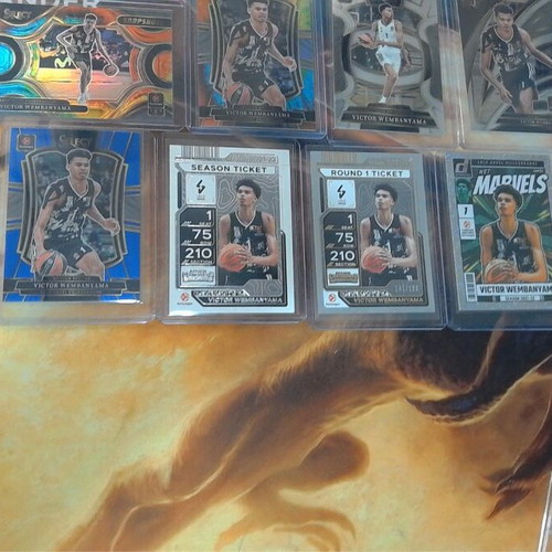 Victor Wembanyama Ultimate ASVEL EuroLeague Rookie Collection Lot 10 Cards like new