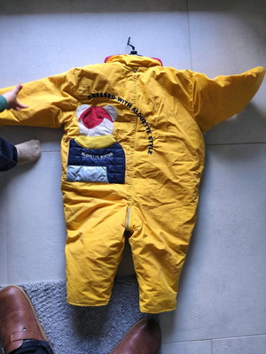 Ski full body jacket like new for 18 months with hoodie