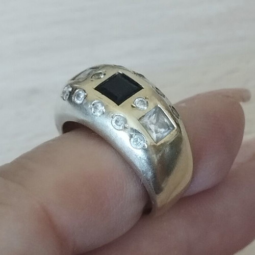 14k yellow gold wide stone ring