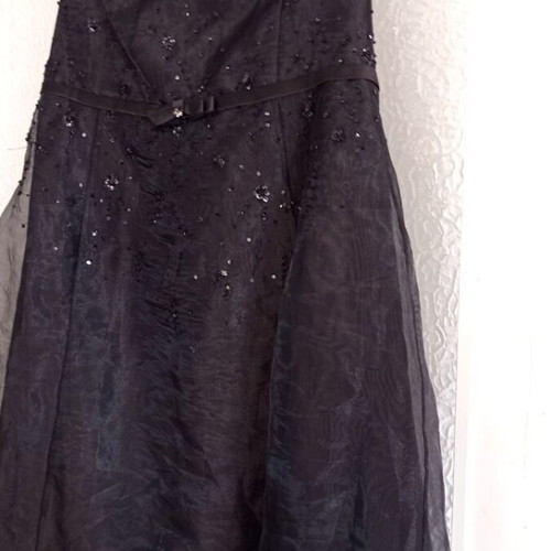 Evening dress black medium size like new