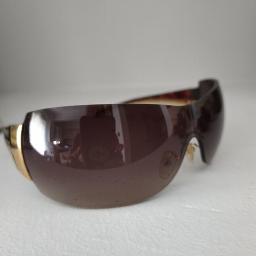 Prada sunglasses like new, brown