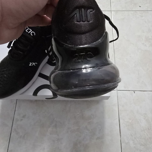 Nike Air Max 270 like new, size 40, black and white