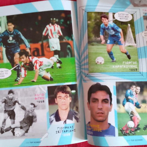 Top Scorer sports magazines 2008-2009 like new, pack of 5