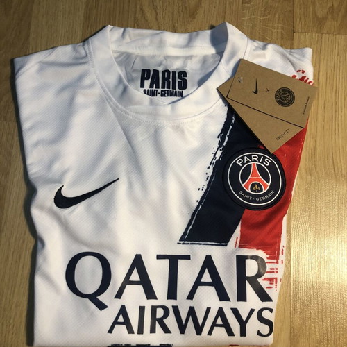 PSG Football Kit like new, size small, white, Abercrombie & Fitch