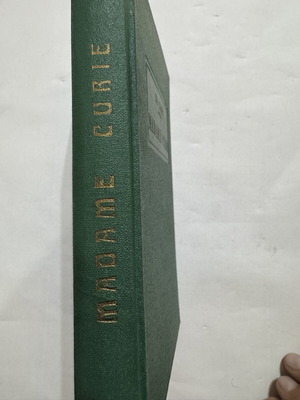 Madame Curie biography like new, 1955 Greek edition by Eva Curie