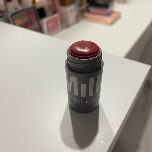 Milk blush shade quirk like new