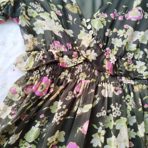 Floral dress Stradivarius like new, colorful green, size S