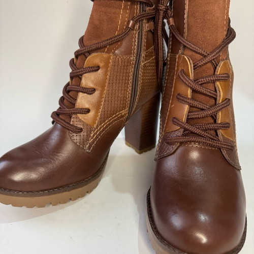 Leather ankle boots brown like new with suede details