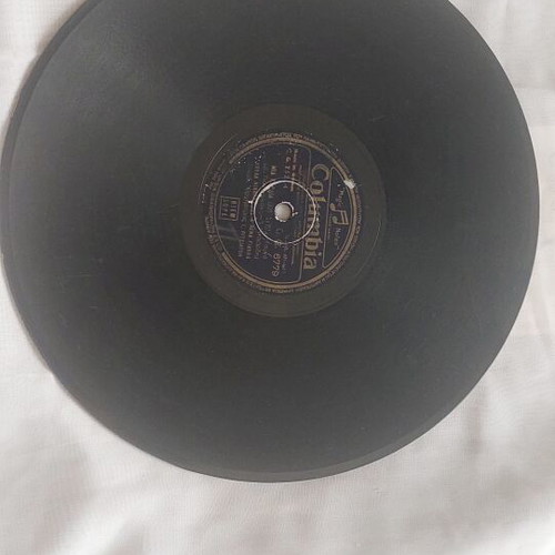 Columbia 78 RPM Record Lena Vella used, Laiko