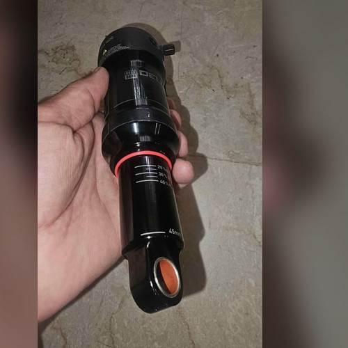 Rockshox Deluxe Select+ new bicycle shock absorber 165×45
