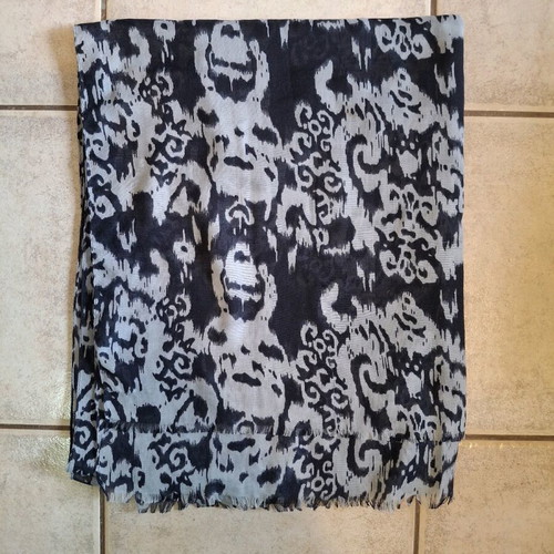 Touch scarf like new, multicolored 70×170
