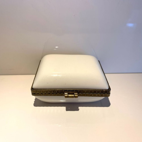 Porcelain storage box used - mini jewelry box