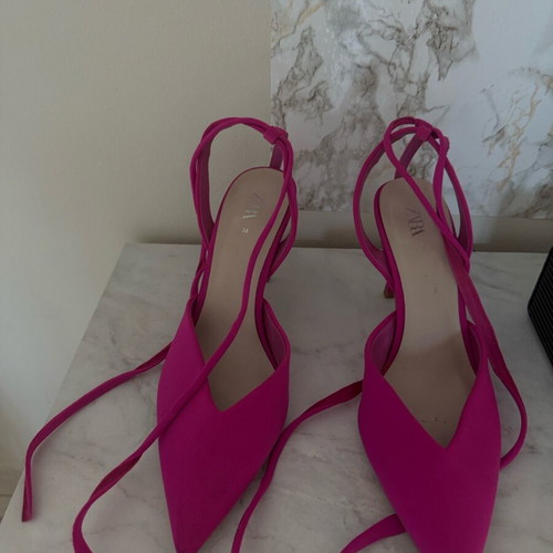 Zara pointed pink pumps used, size 38, low heel