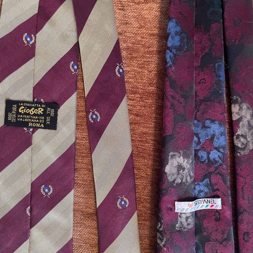 Branded ties like new