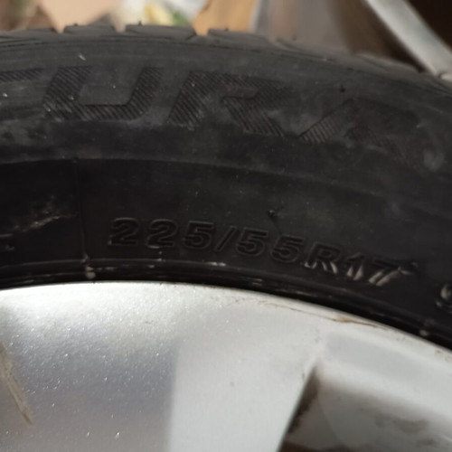 Opel Insignia 17" wheels with Bridgestone Turanza tires like new