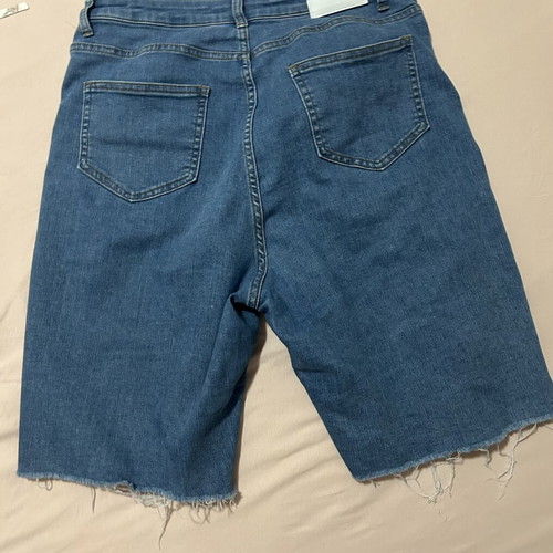 Glamorous women's denim bermuda shorts like new, size L 40