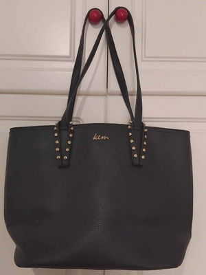 Kem shoulder bag black used with minor wear