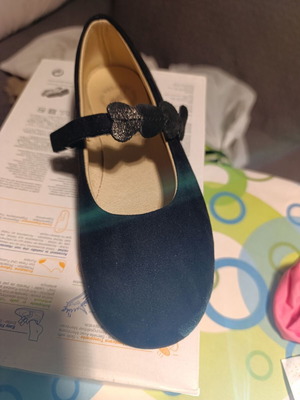 Vul.Ladi black ballerinas like new, size 34 girls' shoes