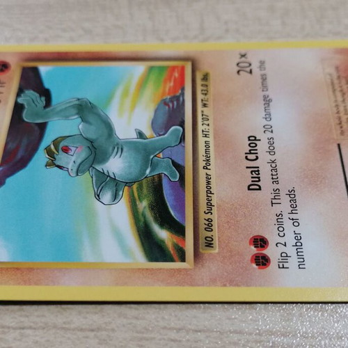 Pokémon Machop Evolutions 2016 card new