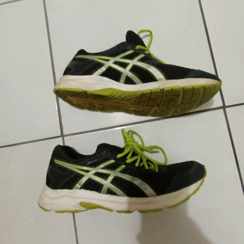Asics athletic shoes used, size 41.5, black