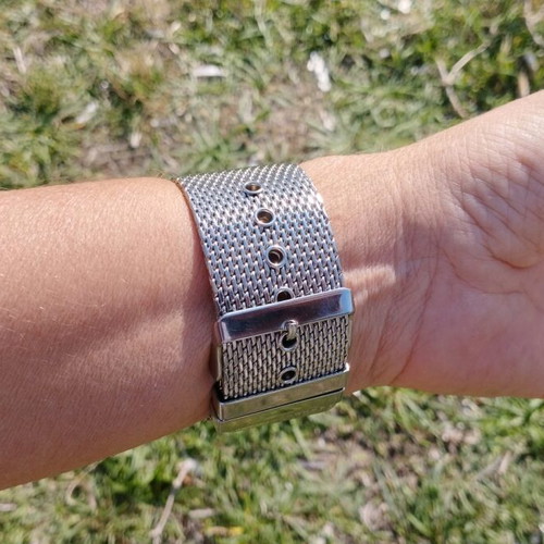 B&L women's watch with metal bracelet vintage like new