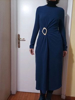 Μάλλινο φόρεμα Zara μπλε midi μακρύ καινούργιο με κοκάλινη αγκράφα