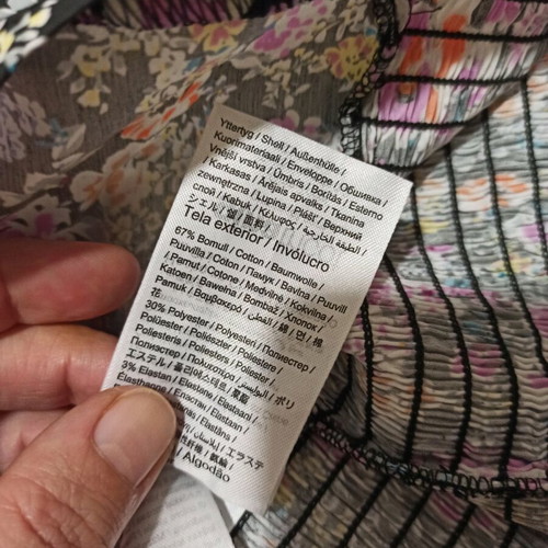 Gina Tricot floral top like new, XL size, puff sleeves