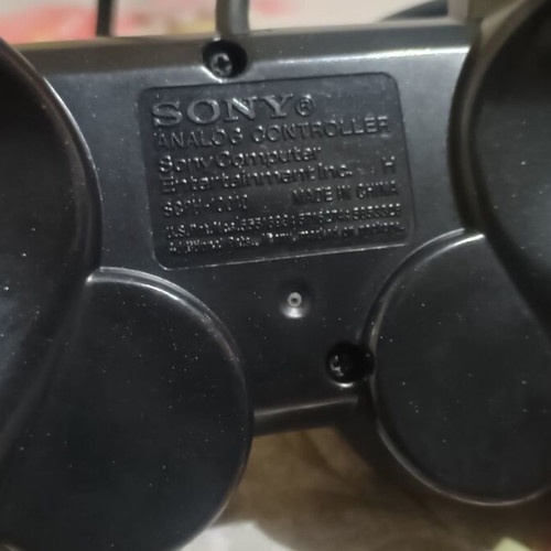 PlayStation 2 controller black like new