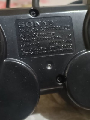 PlayStation 2 controller black like new