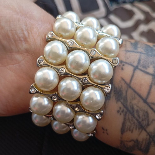 Bracelet with pearls used, elastic cuff with vintage rhinestones
