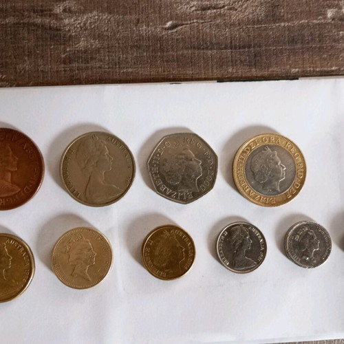 Coin collection with Queen Elizabeth used