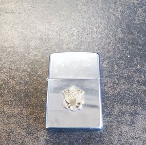 ΔΥΟ εξαιρετικοί & γνήσιοι ZIPPO!!