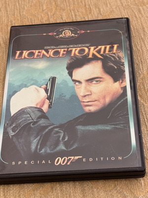 License To Kill James Bond Special 007 Edition DVD like new with subtitles