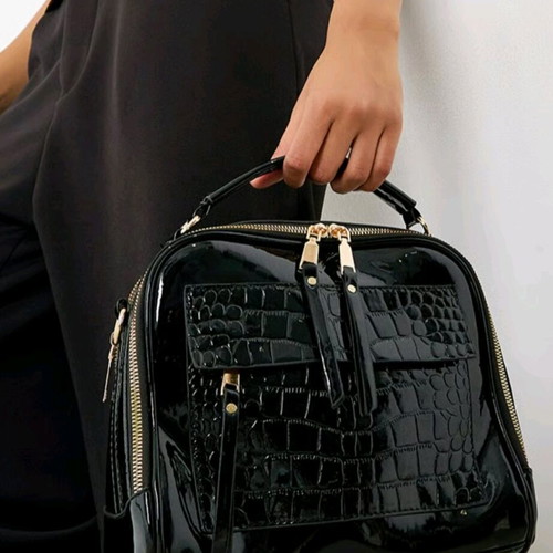 Leather patent shoulder bag new, black