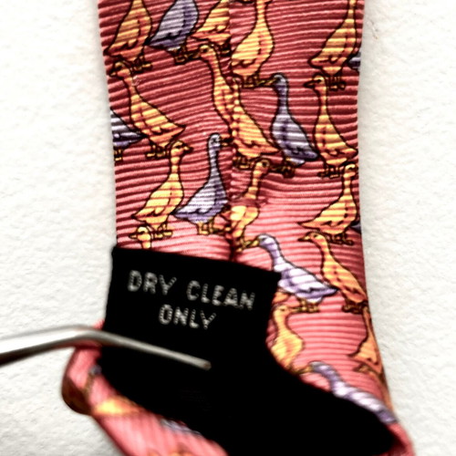 Silk tie salmon with geese Teo Grimaldi like new