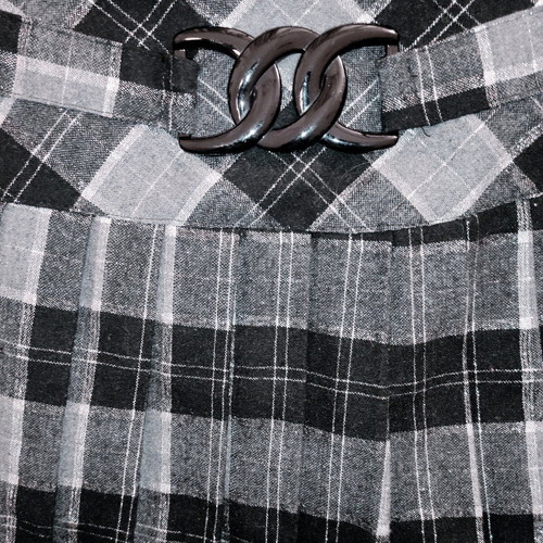 Vintage Mini Pleated Plaid Skirt like new, black and grey