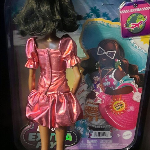Barbie doll like new with minor box imperfections