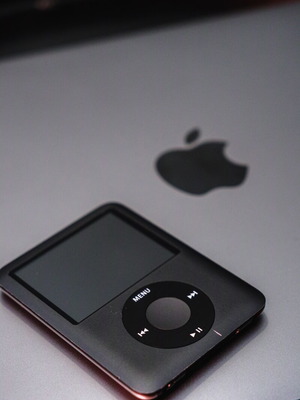 iPod nano 3rd Gen 8GB