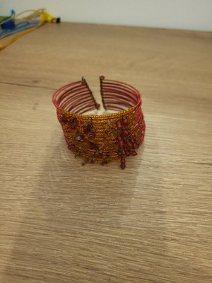 Bracelet like new, red and orange