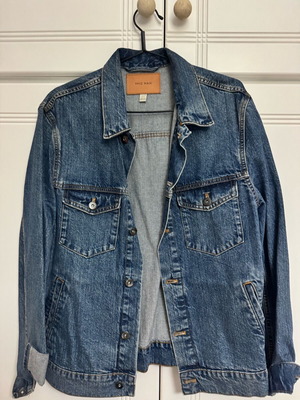 Mango denim jacket blue like new, size L