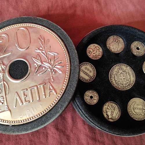 Collectible luxury case The History of the Drachma silver edition new