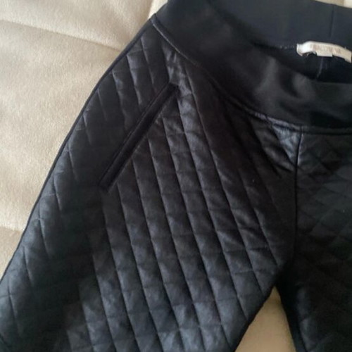 Fracomina black quilted leggings, size S