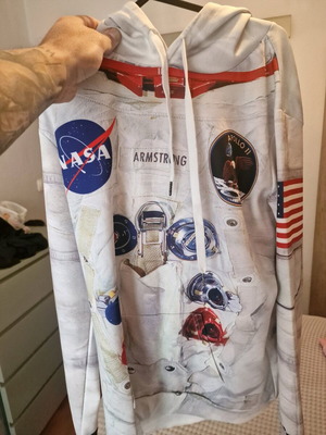 NASA 3D men's shirt size L like new, white