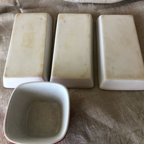 Small table dish used, set of 4 pieces