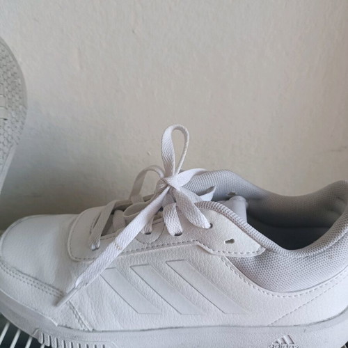 Adidas sneakers size 38 like new, white with box