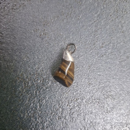 Tiger's Eye Pendant like new, semiprecious stone