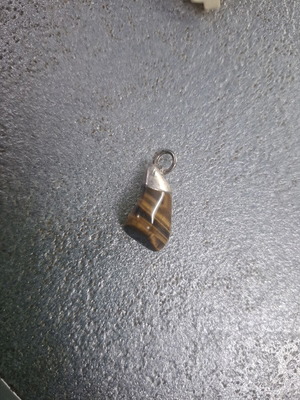 Tiger's Eye Pendant like new, semiprecious stone